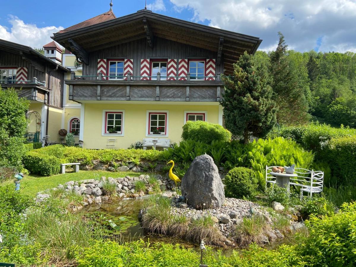 Apartment Cinderella Oberhaus Bagian luar foto
